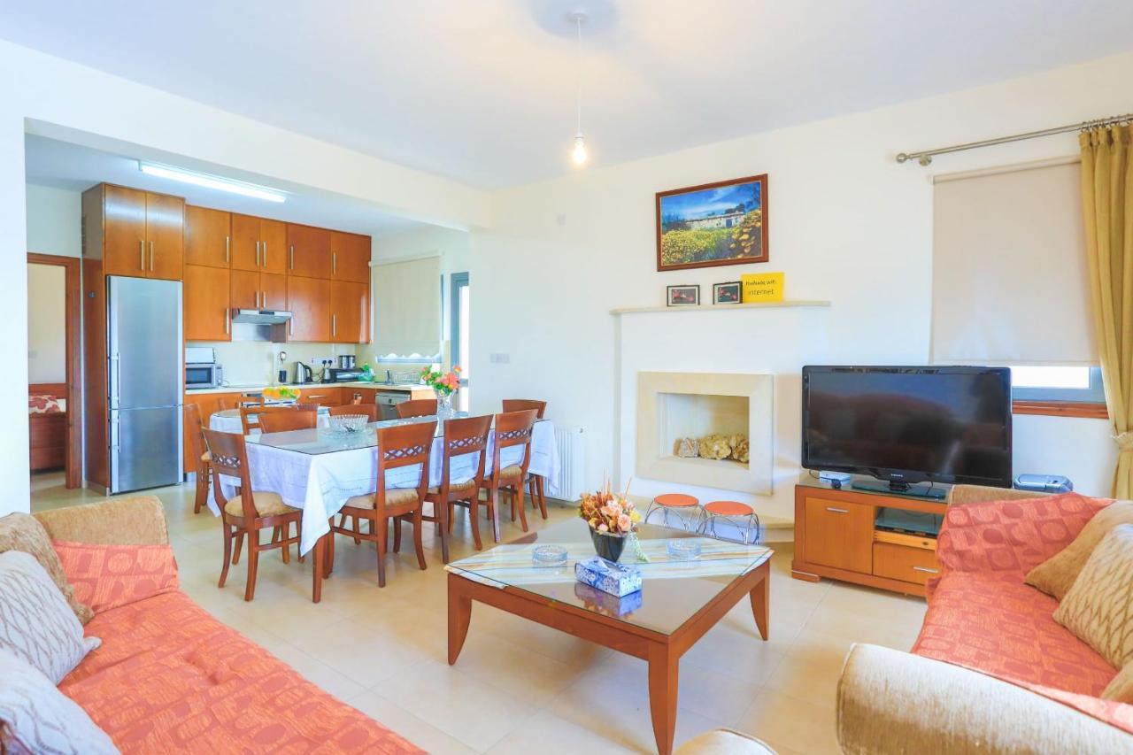 Villa Styliani Dhrousha Luaran gambar