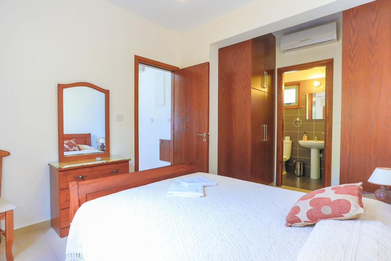 Villa Styliani Dhrousha Luaran gambar