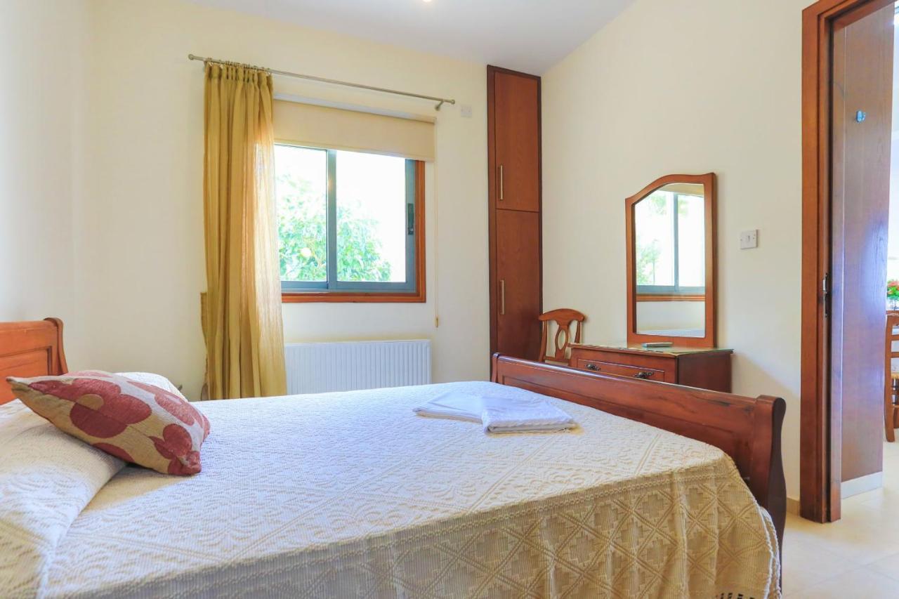 Villa Styliani Dhrousha Luaran gambar